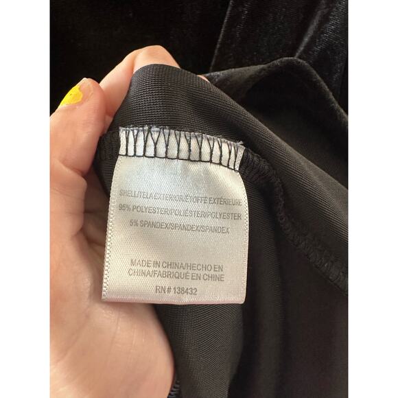 Modcloth Top Women's Large Black Velvet Button Down Goth Victorian Academia - Picture 4 of 7